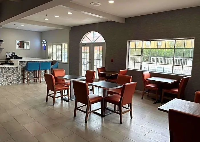 Hotel La Quinta & By Wyndham Copper Valley