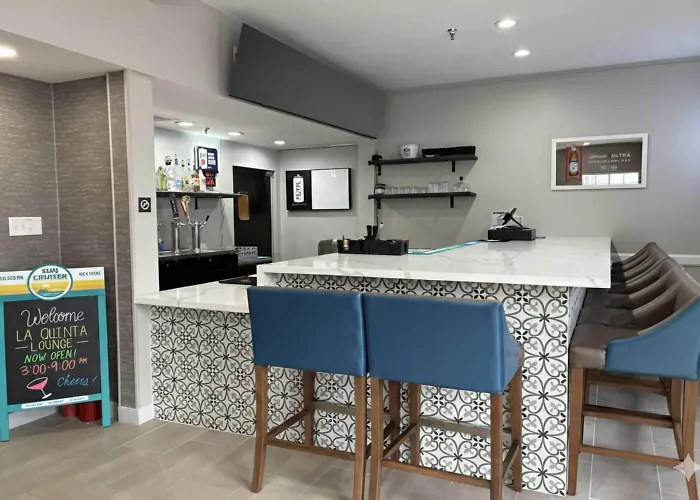 La Quinta & By Wyndham Copper Valley Hotel 2*