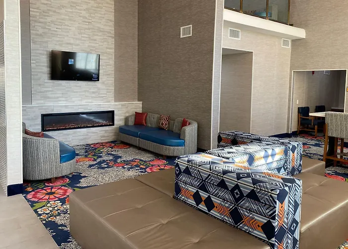 Hotel La Quinta & By Wyndham Copper Valley