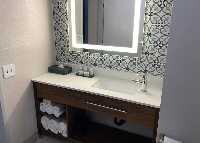 La Quinta & By Wyndham Copper Valley Hotel 2*
