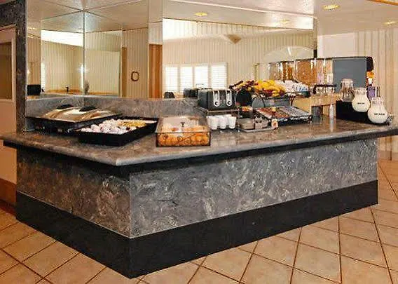 La Quinta & By Wyndham Copper Valley Hotel 2*